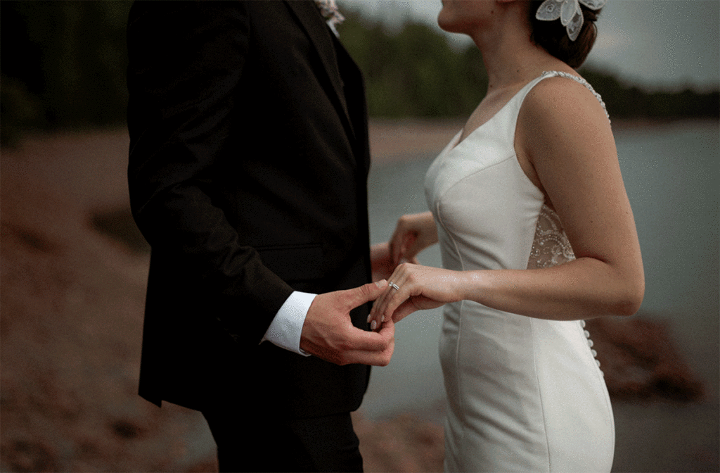 How To Make And Use GIFs In Your Portrait & Wedding Photography Storytelling