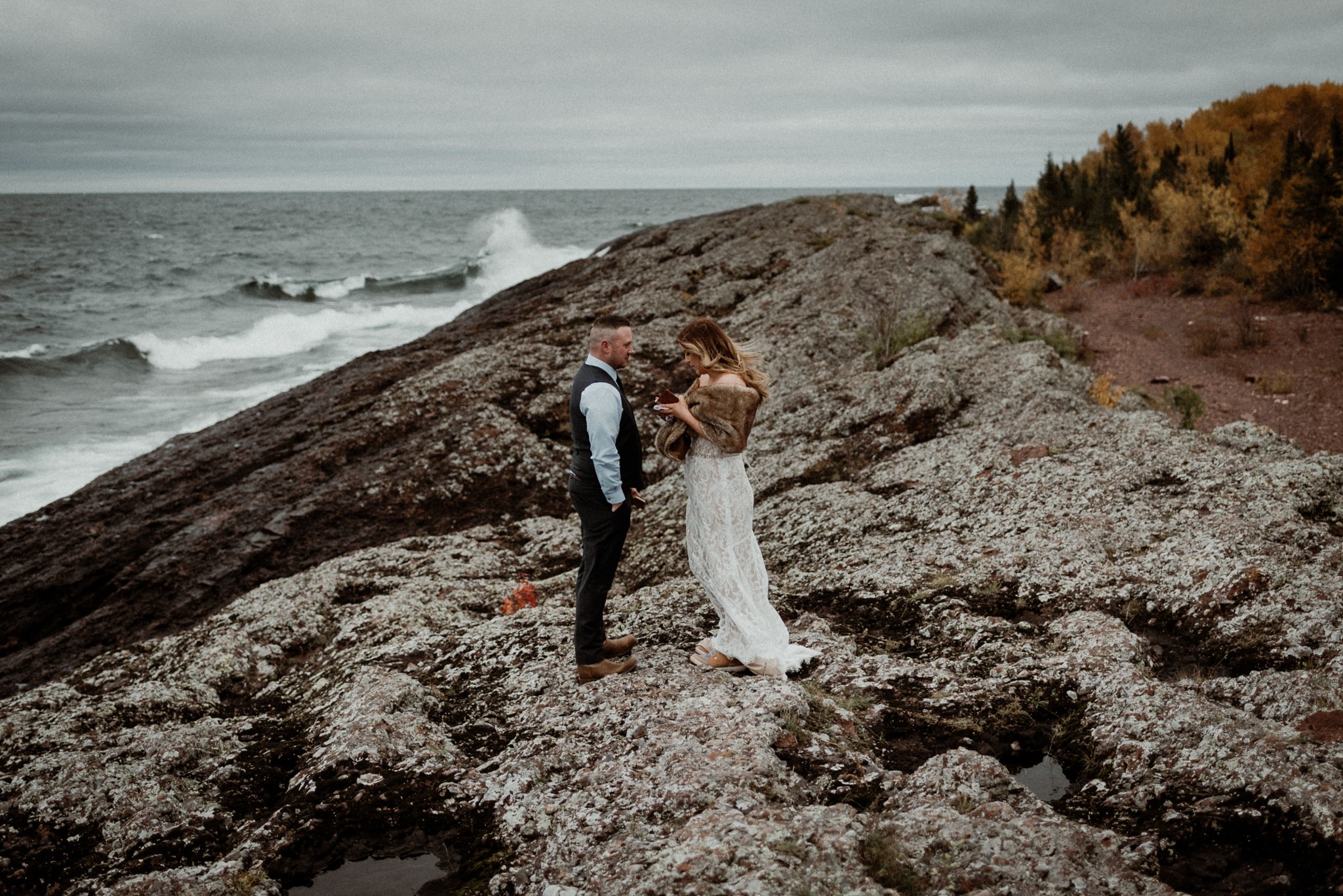 How To Elope In Michigan: Michigan Elopement Guide