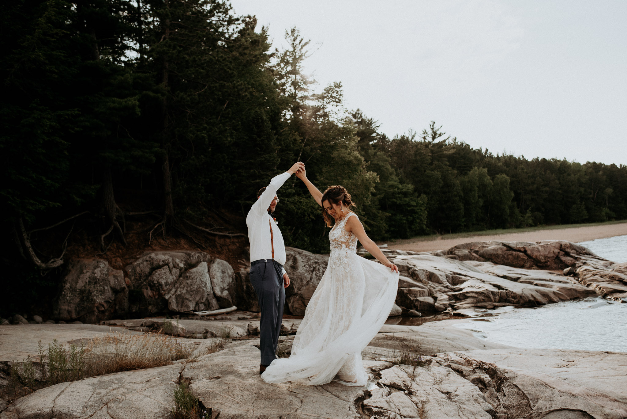 Elopement in Marquette by Michigan Elopement Photographer Lume Photography
